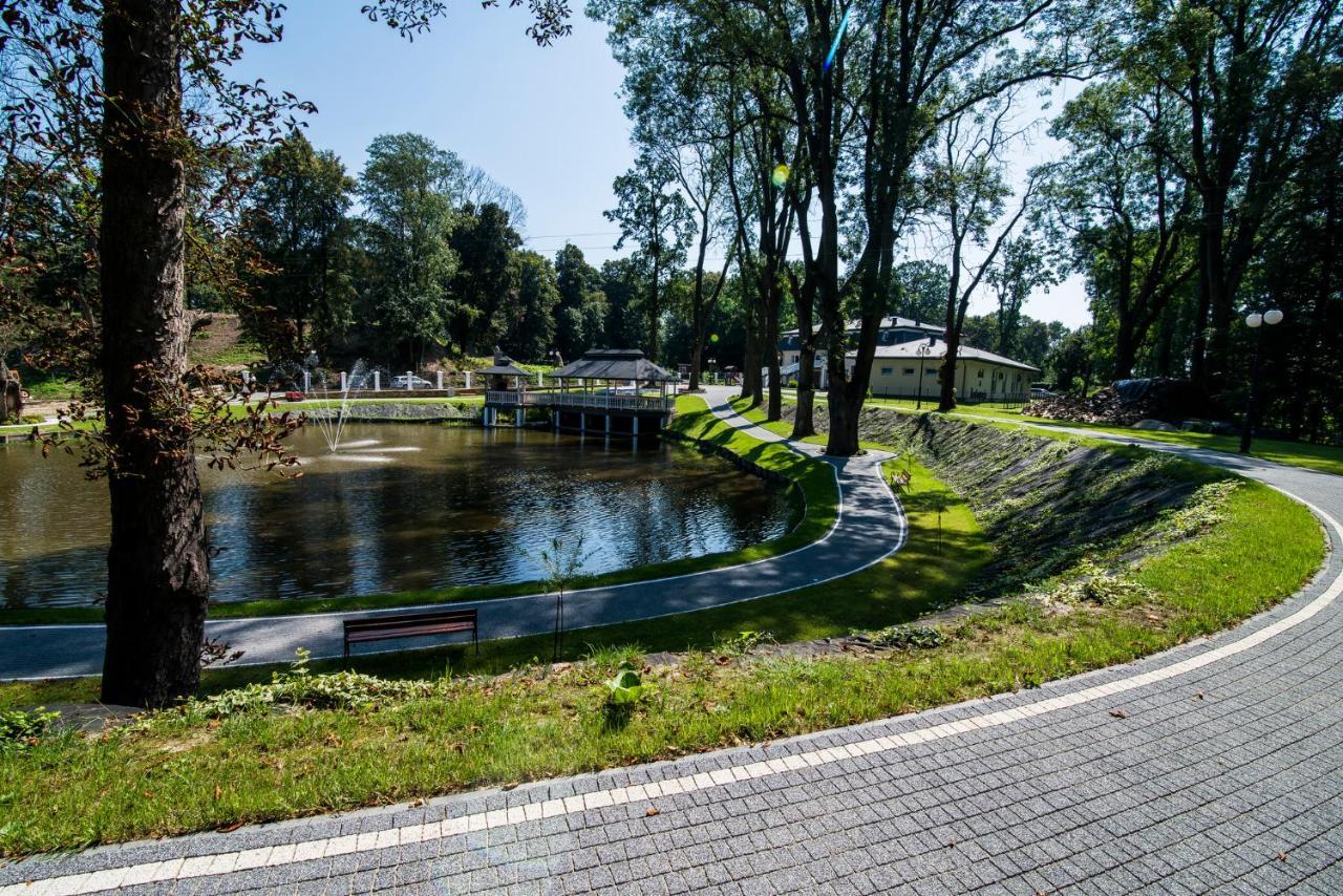 Pod Ksiecia Gorka Hotel Oleszyce ภายนอก รูปภาพ