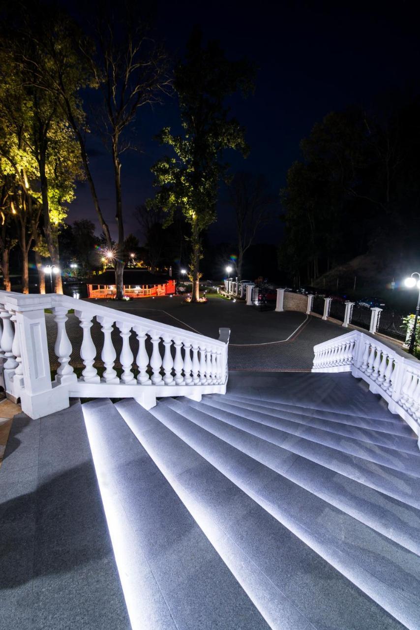 Pod Ksiecia Gorka Hotel Oleszyce ภายนอก รูปภาพ