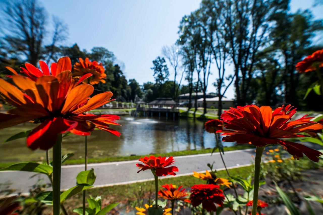 Pod Ksiecia Gorka Hotel Oleszyce ภายนอก รูปภาพ