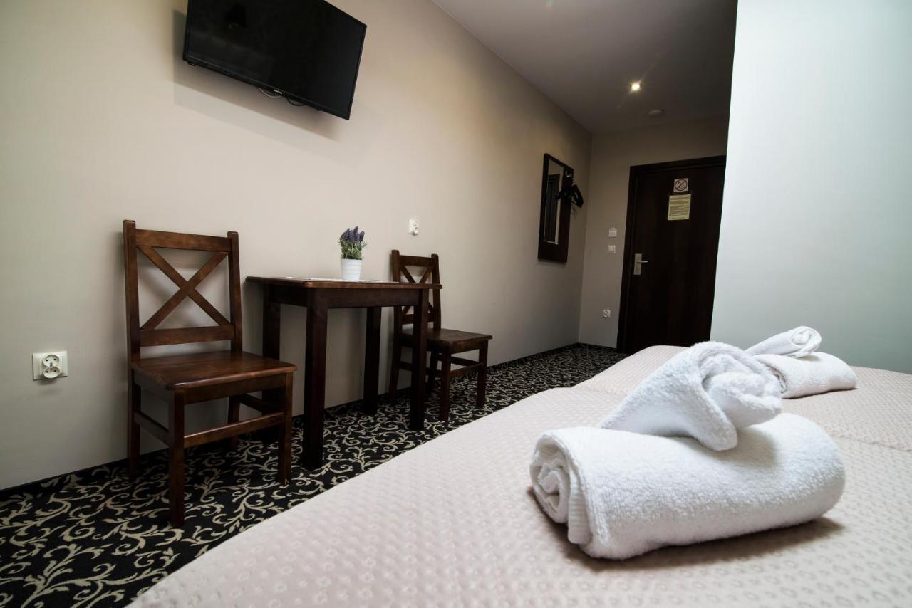 Pod Ksiecia Gorka Hotel Oleszyce ภายนอก รูปภาพ