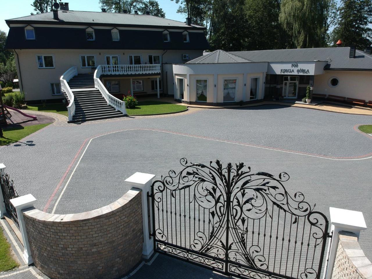 Pod Ksiecia Gorka Hotel Oleszyce ภายนอก รูปภาพ